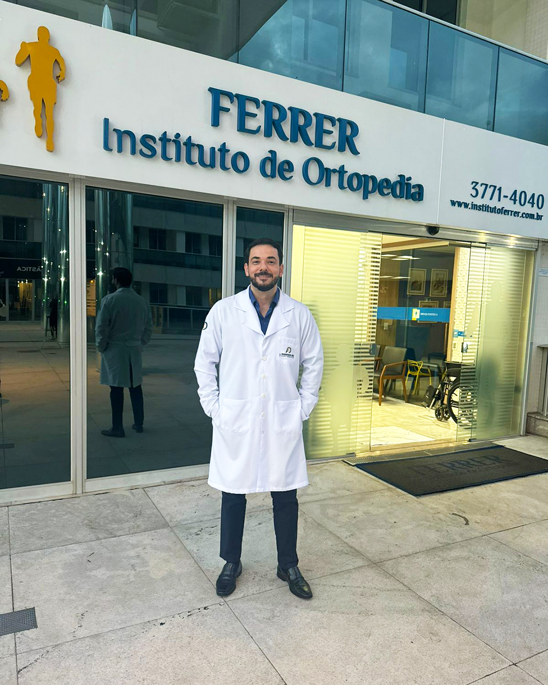 Dr. Anderson Dias na clínica